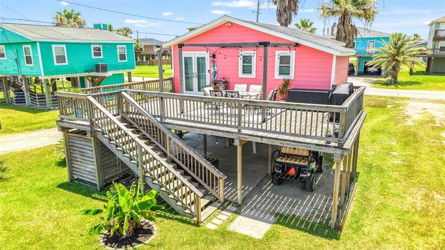 314 Crab Street, Surfside Beach, TX 77541