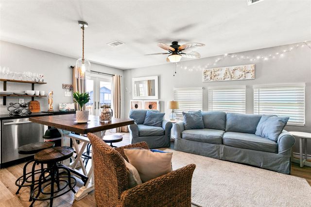 314 Crab Street, Surfside Beach, TX 77541