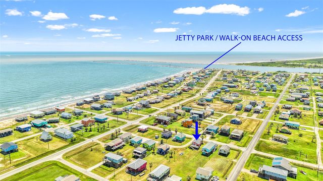 314 Crab Street, Surfside Beach, TX 77541