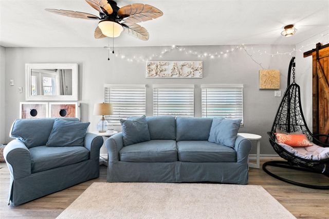 314 Crab Street, Surfside Beach, TX 77541