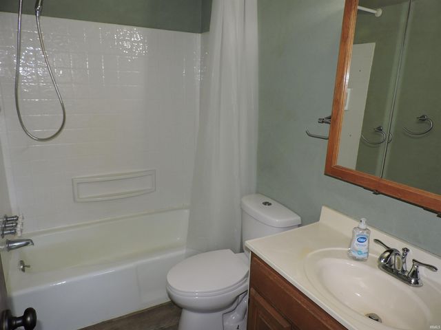 2904 Sharon Streets, Winona Lake, IN 46590