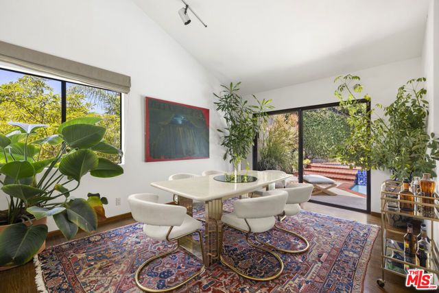 2549 Canyon Oak Drive, Los Angeles, CA 90068