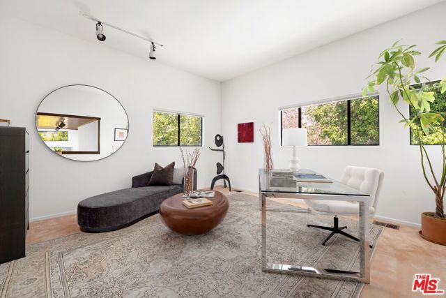 2549 Canyon Oak Drive, Los Angeles, CA 90068