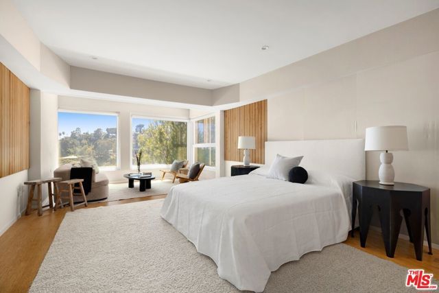 2549 Canyon Oak Drive, Los Angeles, CA 90068