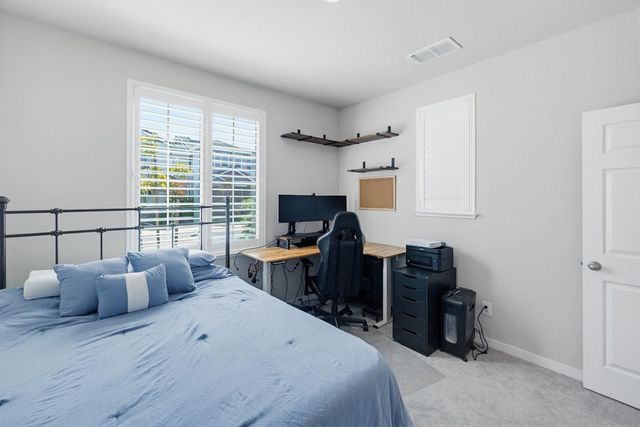 5017 Whirlabout St, Roseville, CA 95747
