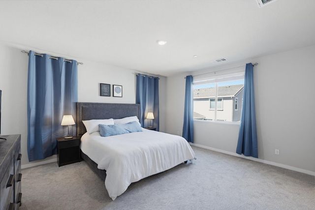 5017 Whirlabout St, Roseville, CA 95747