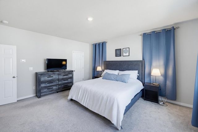 5017 Whirlabout St, Roseville, CA 95747