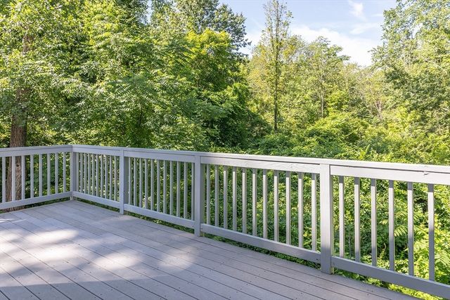 55 North Main St. 20, Belchertown, MA 01007