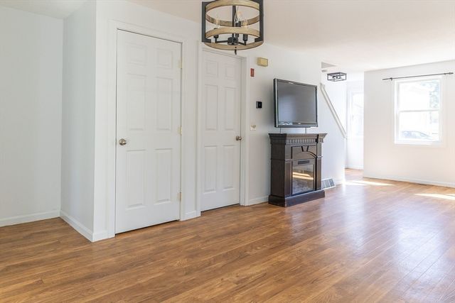 55 North Main St. 20, Belchertown, MA 01007
