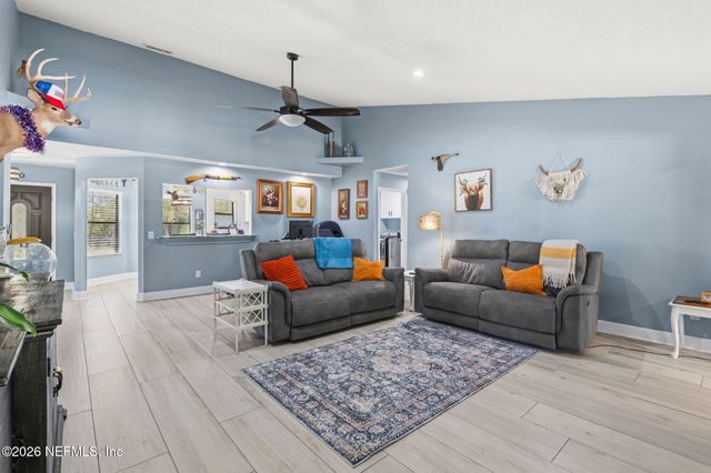 1006 LAKE ASBURY Drive, Green Cove Springs, FL 32043