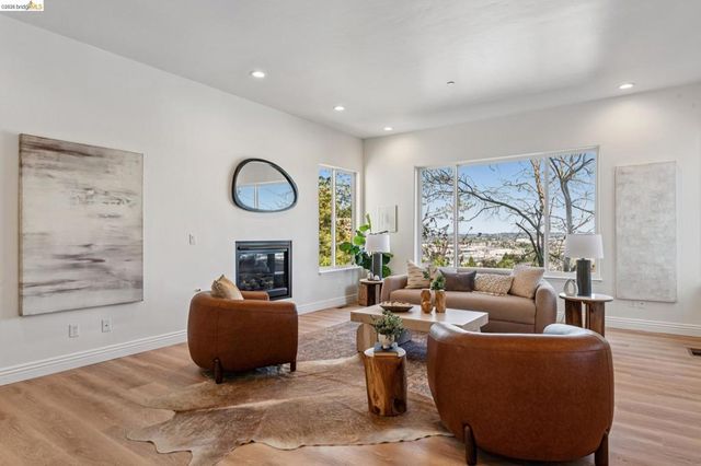 312 314 Golden Gate Ave, Richmond, CA 94801