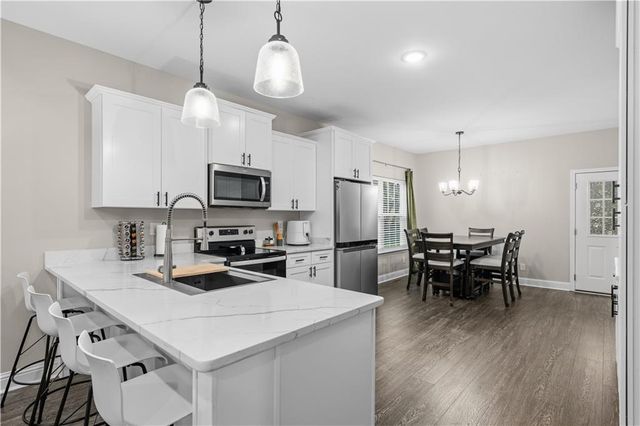 405 Coahulla Creek Drive, Dalton, GA 30721