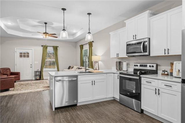 405 Coahulla Creek Drive, Dalton, GA 30721