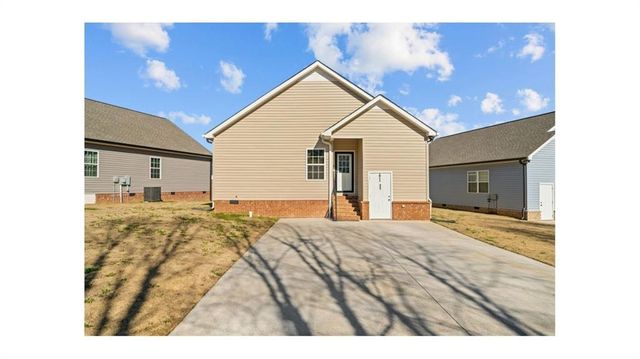 405 Coahulla Creek Drive, Dalton, GA 30721