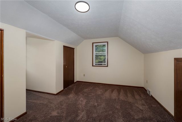 389 Stonewood Street, Canal Fulton, OH 44614