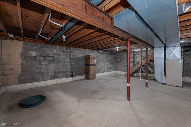 389 Stonewood Street, Canal Fulton, OH 44614