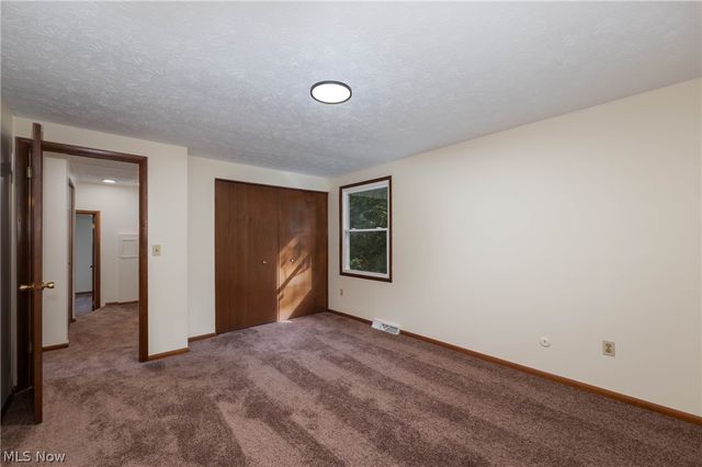 389 Stonewood Street, Canal Fulton, OH 44614
