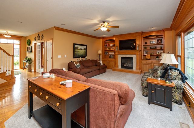 106 SW Stonegate Drive, Ankeny, IA 50023