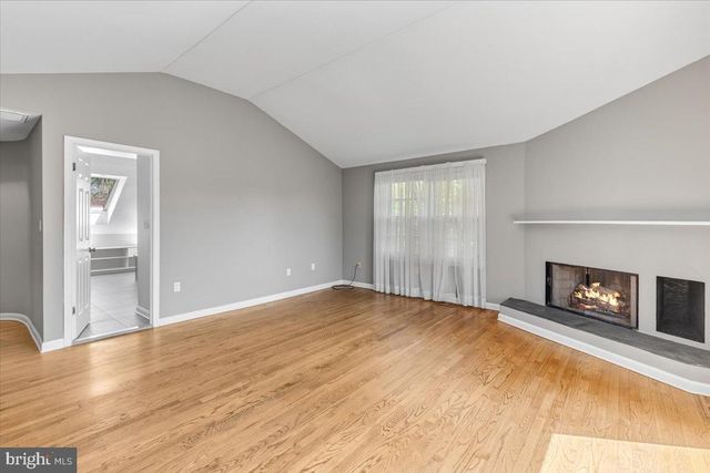6515 OLD CHESTERBROOK RD, Mclean, VA 22101