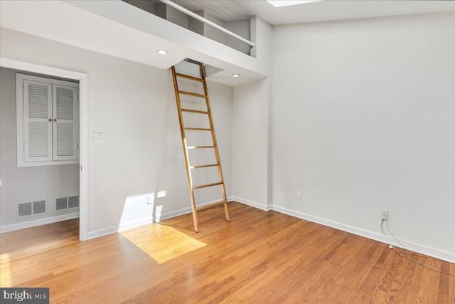 6515 OLD CHESTERBROOK RD, Mclean, VA 22101