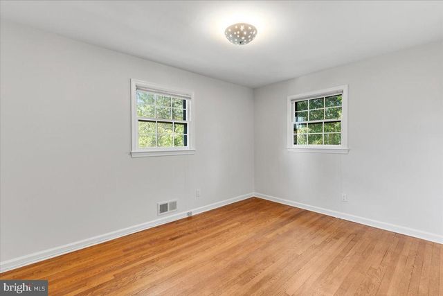 6515 OLD CHESTERBROOK RD, Mclean, VA 22101