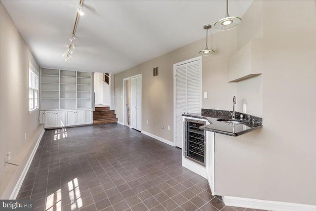 6515 OLD CHESTERBROOK RD, Mclean, VA 22101