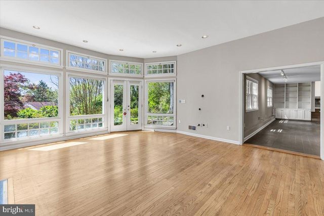 6515 OLD CHESTERBROOK RD, Mclean, VA 22101