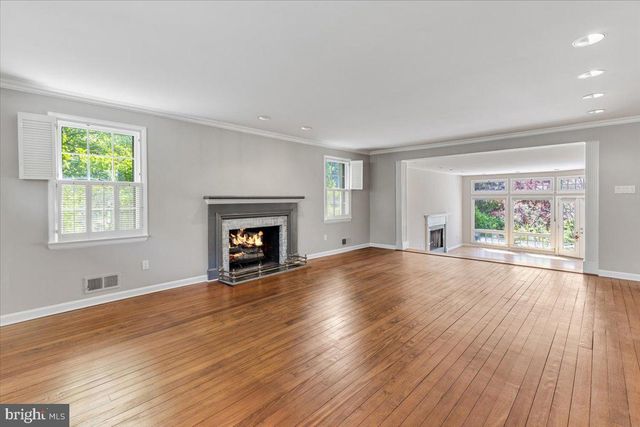 6515 OLD CHESTERBROOK RD, Mclean, VA 22101