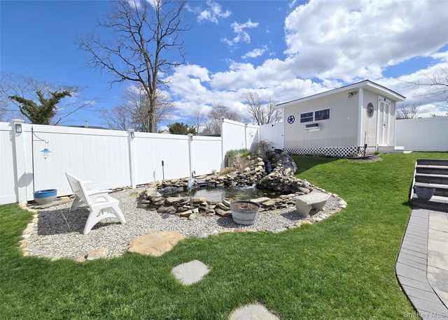 25 Peter Road, Ronkonkoma, NY 11779