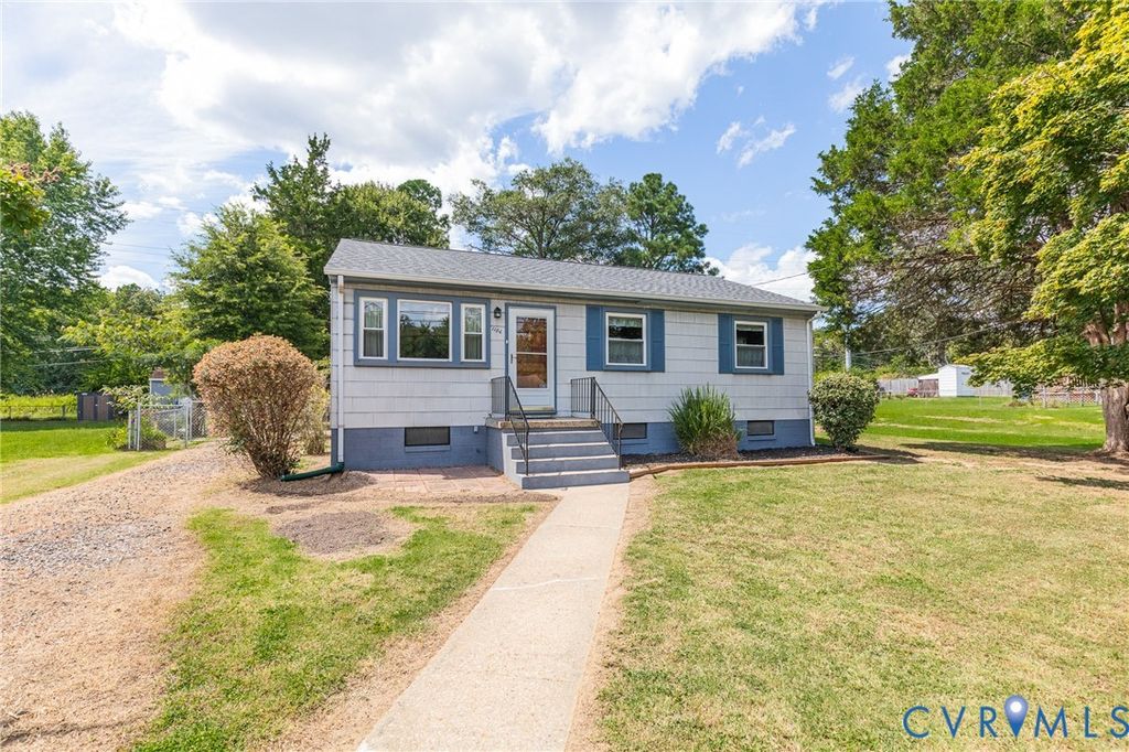 1106 Kingsport Ln, North Chesterfield, VA 23225