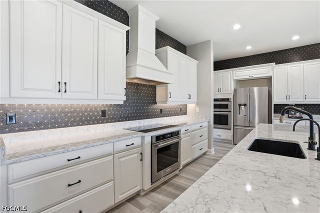 3549 Pilot CIR, Naples, FL 34120