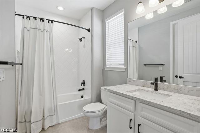 3549 Pilot CIR, Naples, FL 34120