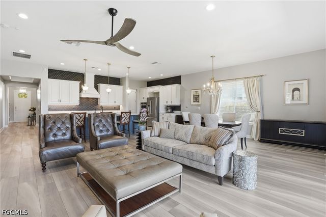 3549 Pilot CIR, Naples, FL 34120