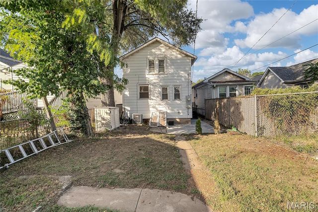 6300 Fyler Avenue, St Louis, MO 63139