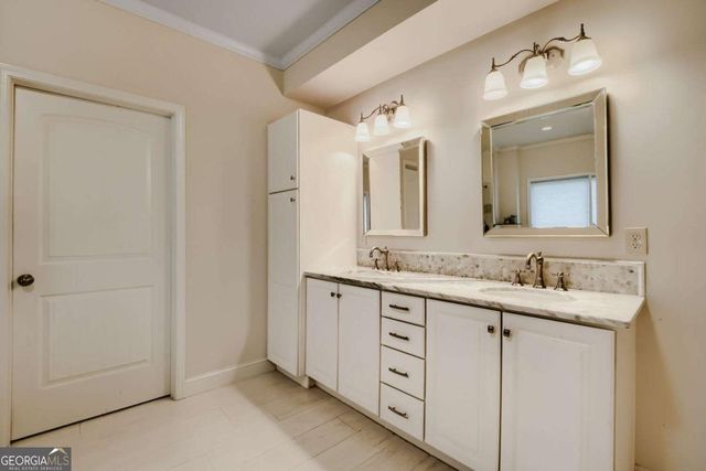 486 Riverwalk Manor Drive, Dallas, GA 30132