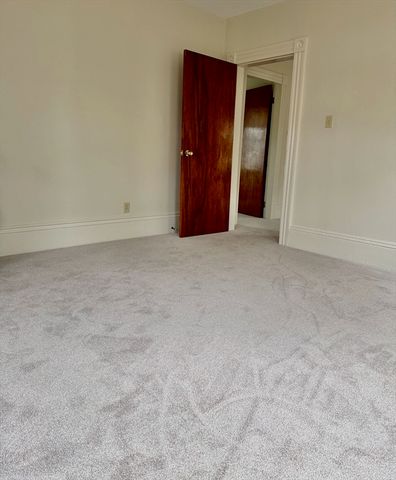 43 Aborn St 1, Peabody, MA 01960