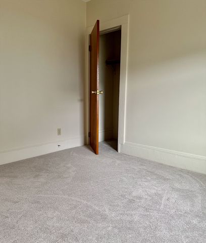 43 Aborn St 1, Peabody, MA 01960