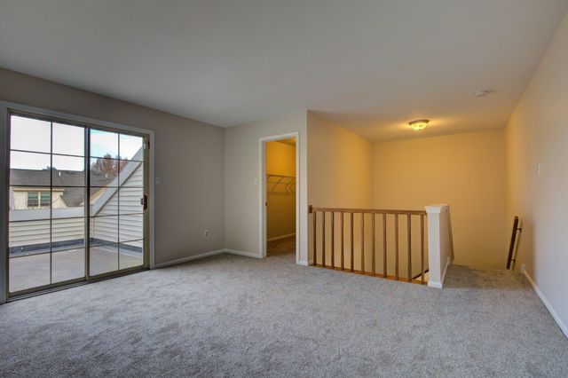 1302 FOXMEADOW CIR, Royersford, PA 19468