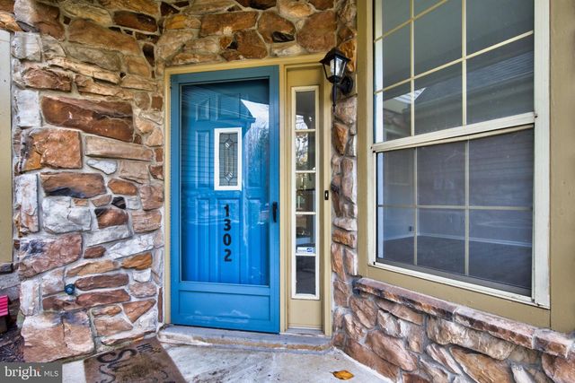 1302 FOXMEADOW CIR, Royersford, PA 19468