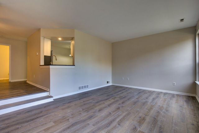 1302 FOXMEADOW CIR, Royersford, PA 19468