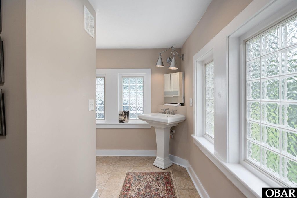 Image 21 of property listing at 614 Croatan Avenue, Manteo, NC 27954