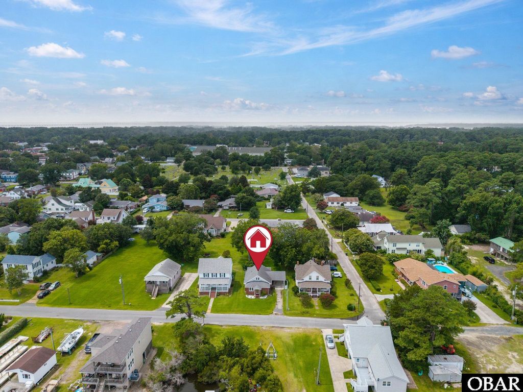 Image 29 of property listing at 614 Croatan Avenue, Manteo, NC 27954