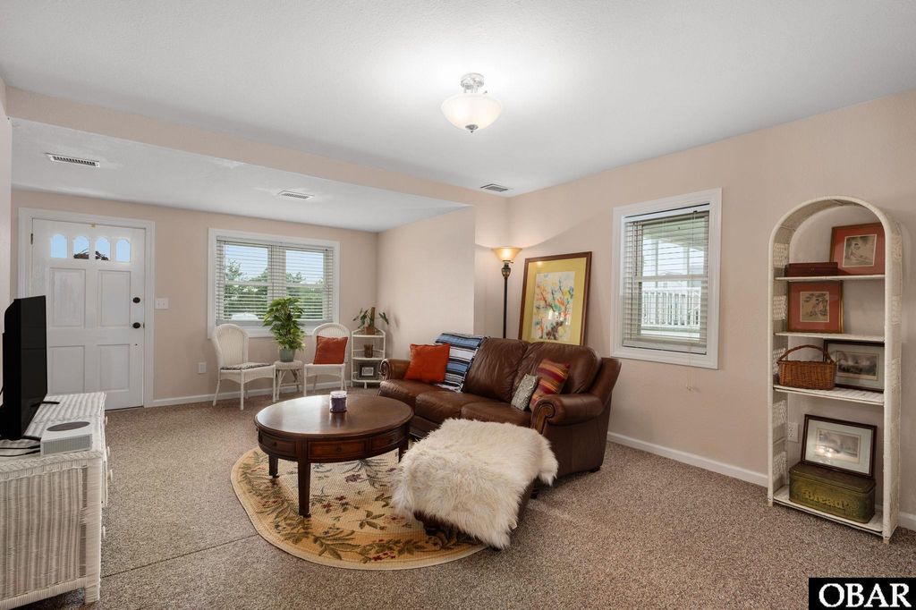 Image 4 of property listing at 614 Croatan Avenue, Manteo, NC 27954