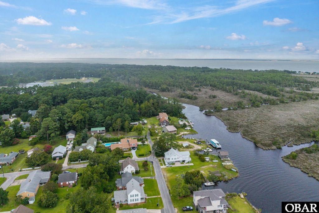 Image 42 of property listing at 614 Croatan Avenue, Manteo, NC 27954