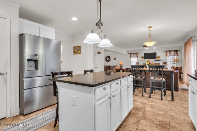 592 Pirate Lane, Manahawkin, NJ 08050