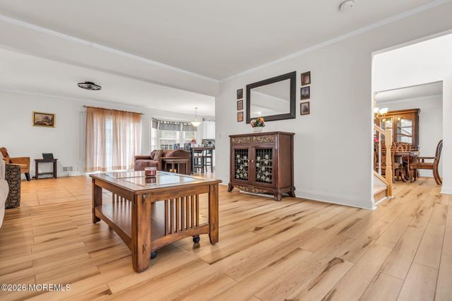 592 Pirate Lane, Manahawkin, NJ 08050