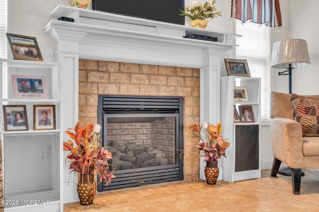 592 Pirate Lane, Manahawkin, NJ 08050
