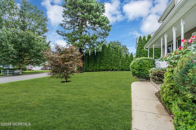 592 Pirate Lane, Manahawkin, NJ 08050