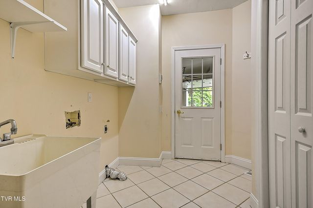 1316 White Street, Kingsport, TN 37664