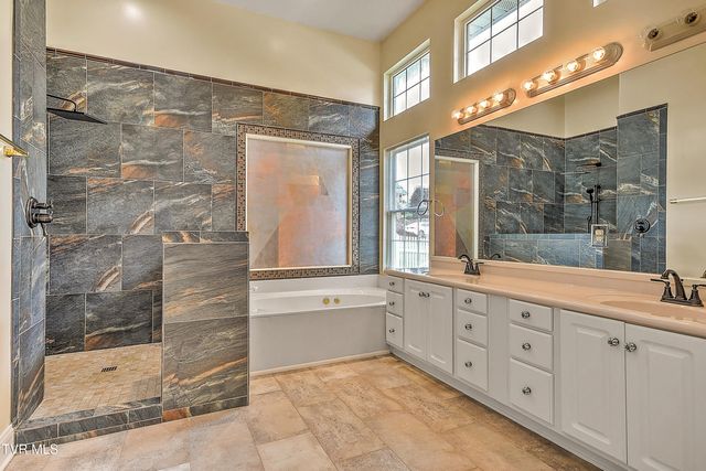 1316 White Street, Kingsport, TN 37664